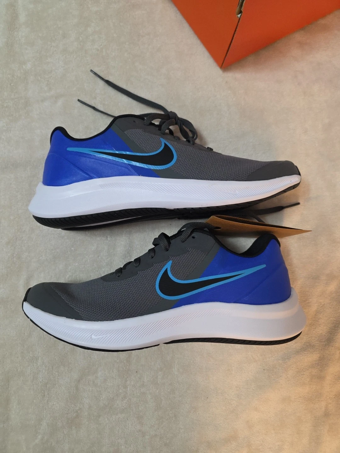 Nike Star Runner 3 (GS) - Size 6Y - DA2776-012