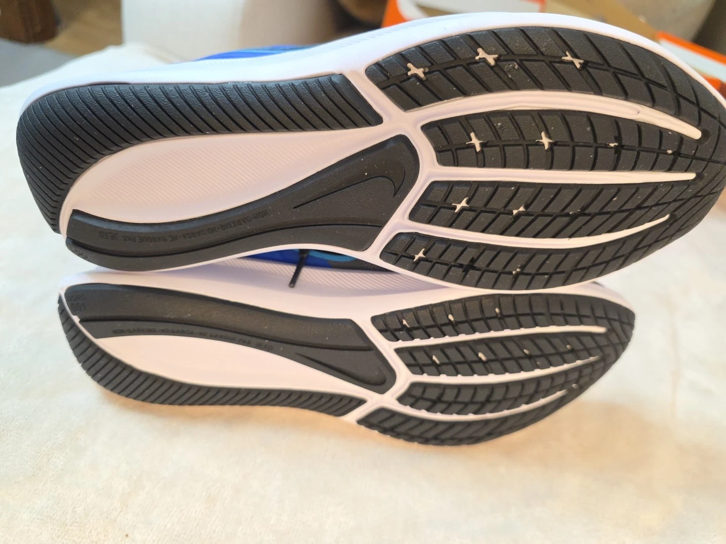 Nike Star Runner 3 (GS) - Size 6Y - DA2776-012 - photo 4