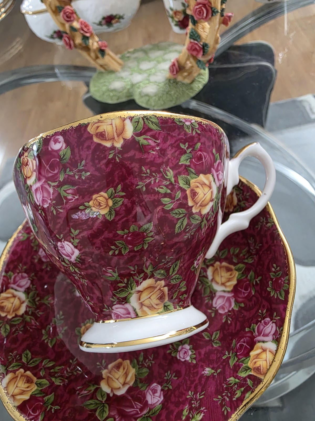 Vintage 2002 Royal Albert Old Country Roses Tea Cup & Saucer - photo 2