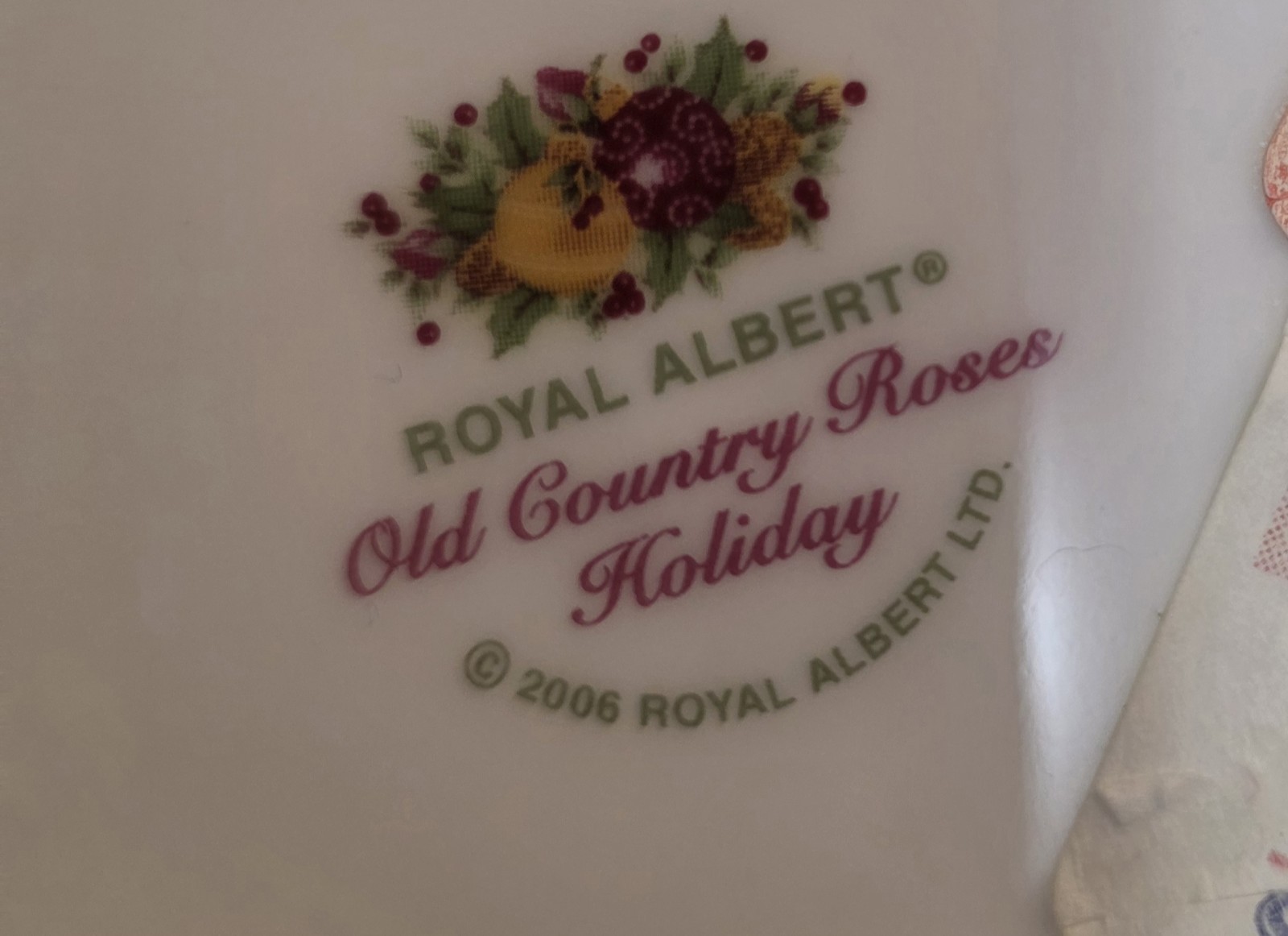 Royal Albert Old Country Roses 8" Dinner Plates (Set of 4) - photo 4