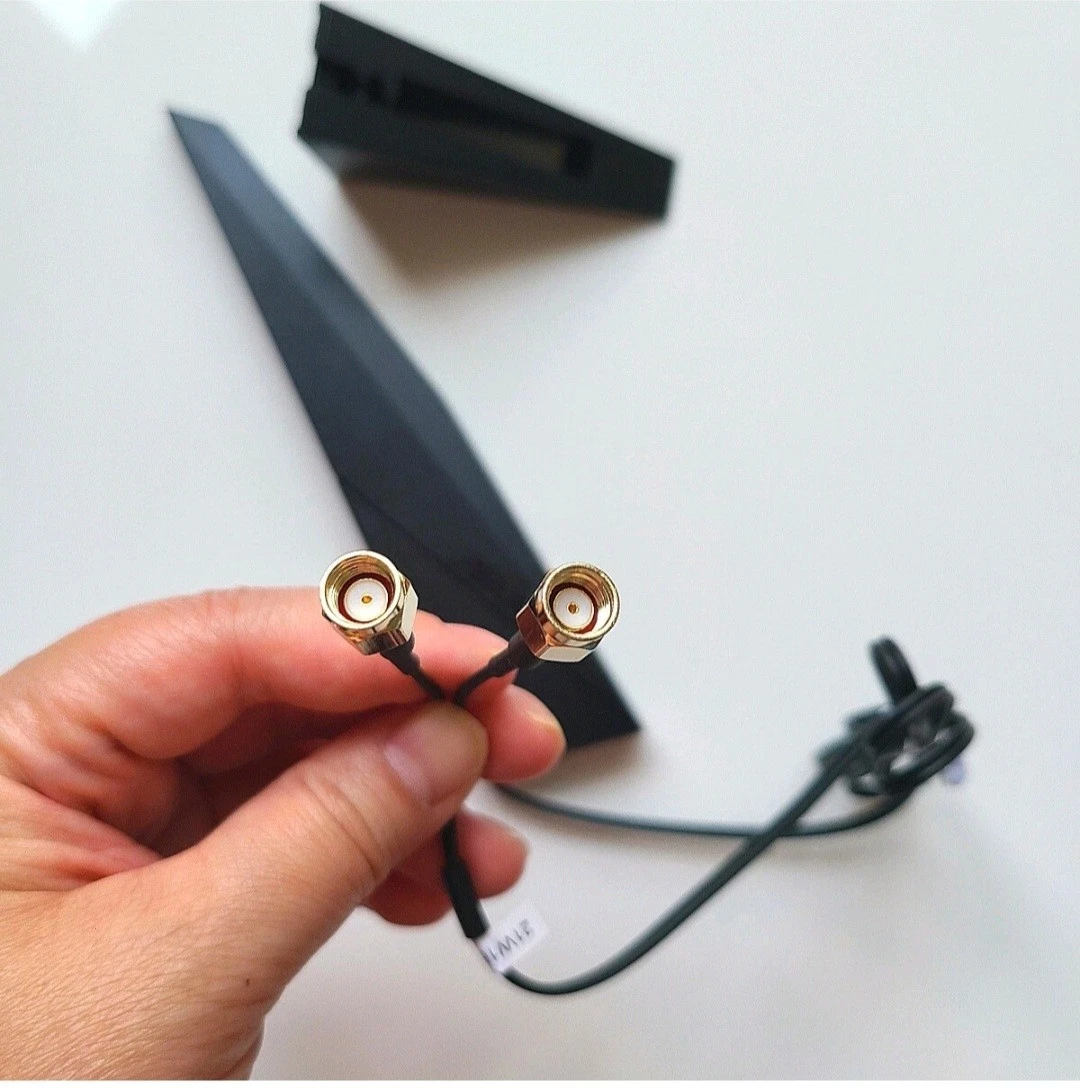 SMA WiFi 2T2R Antenna Adapter for ASUS ROG STRIX Z390/Z490/X570 - photo 3