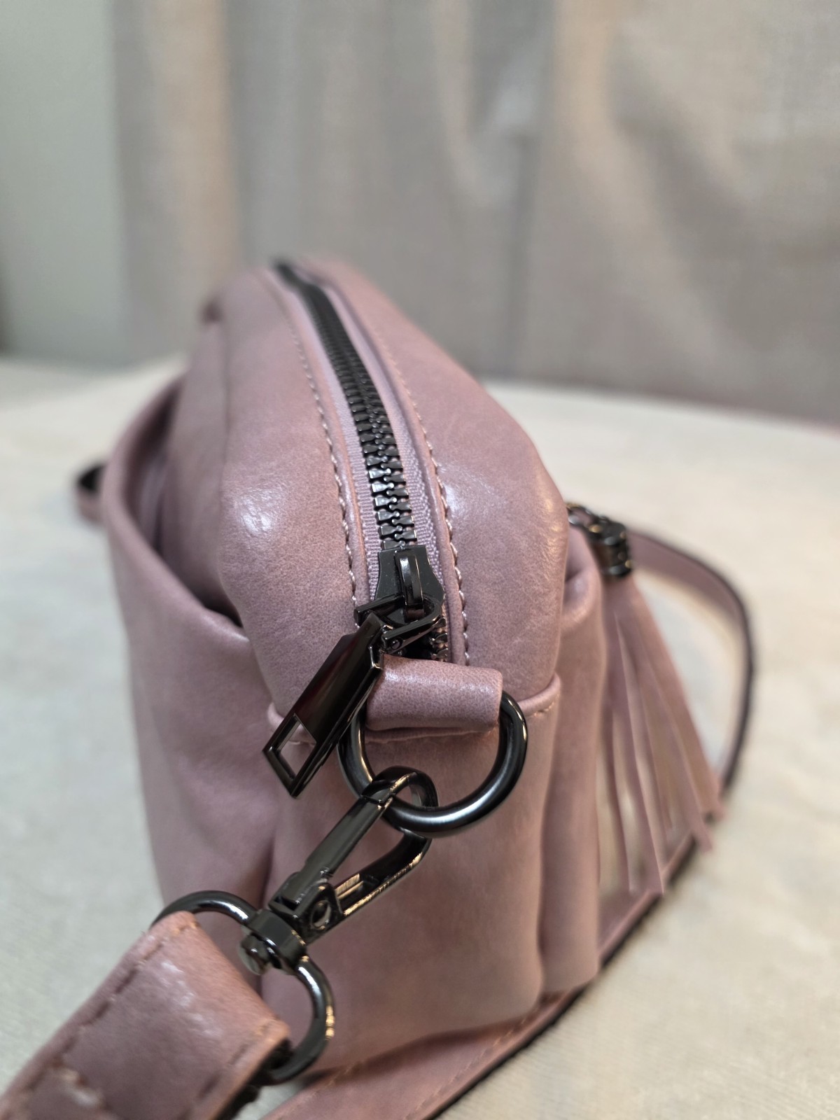 Small Triple Zip Crossbody Bag – Compact Handbag for Women, Ligh - photo 3