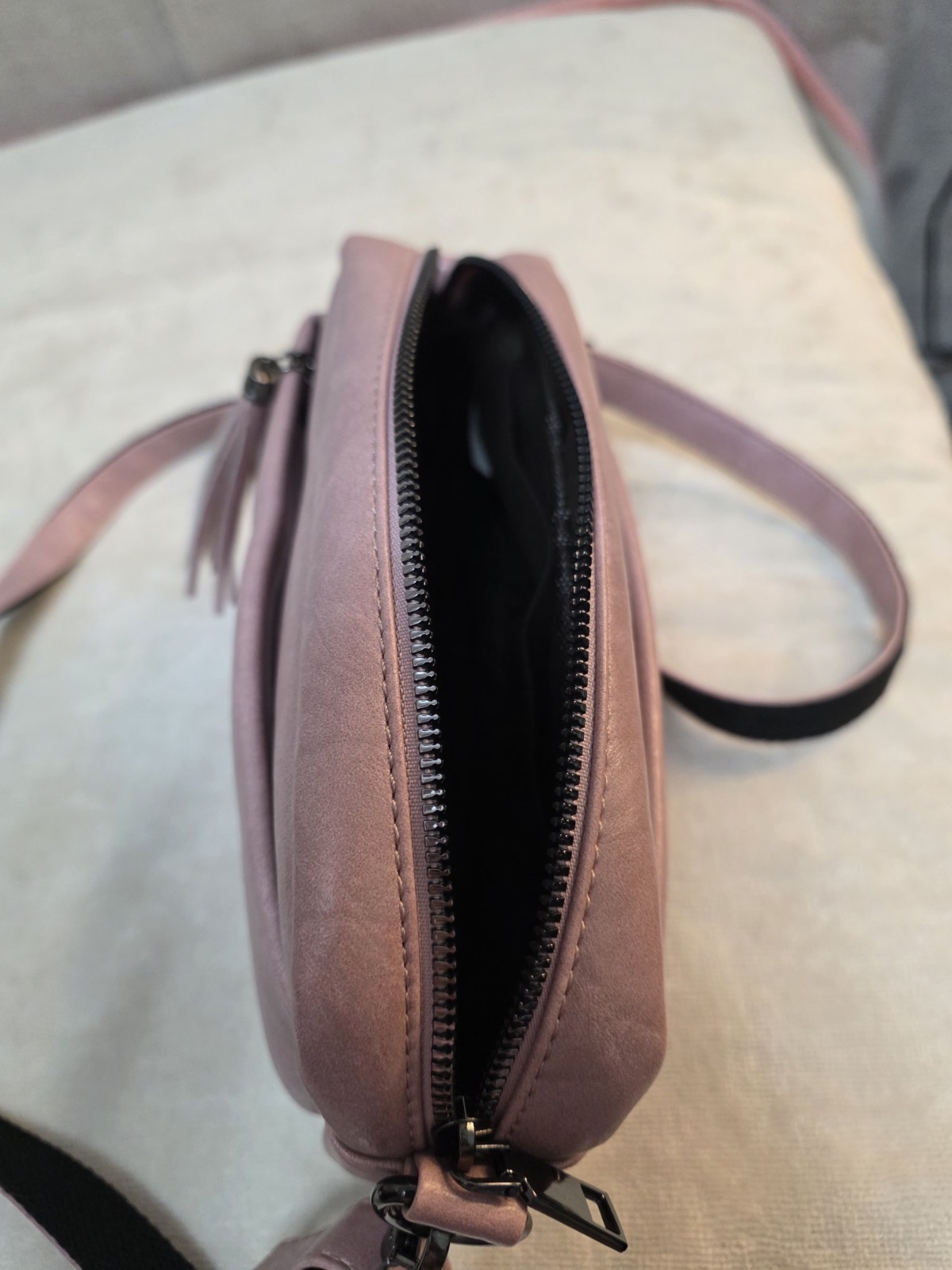 Small Triple Zip Crossbody Bag – Compact Handbag for Women, Ligh - photo 5