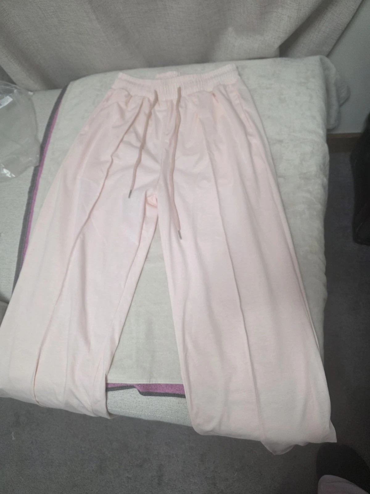 Lot of 5 Clothing Items Size M, S New - photo 2