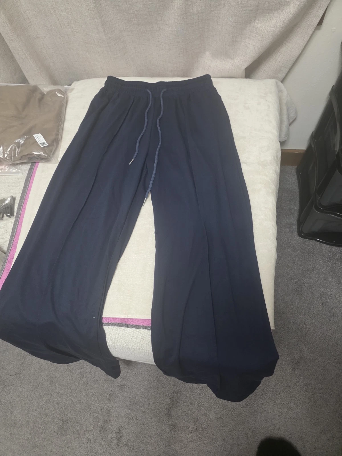 Lot of 5 Clothing Items Size M, S New - photo 4