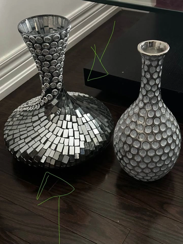 Beaded Silver Textured Decorative Vase - photo 3