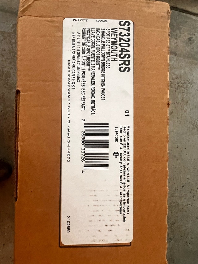 Moen Weymouth S73204SRS Spot Resist Stainless Kitchen Faucet - photo 2