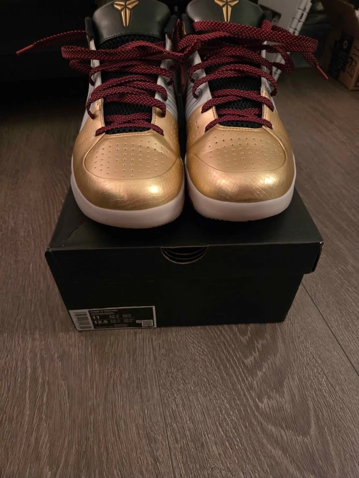 Kobe 4 Gold Medal Size 11 - photo 4