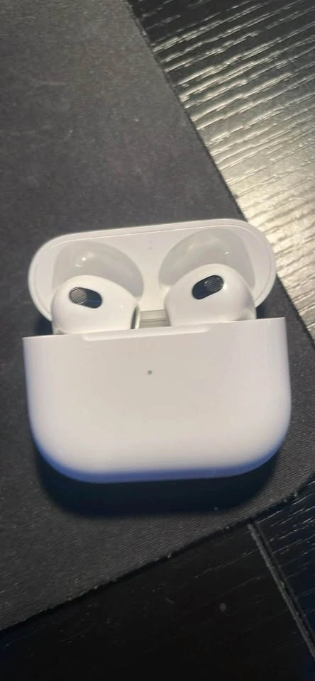 AirPod gen 3’s - photo 2