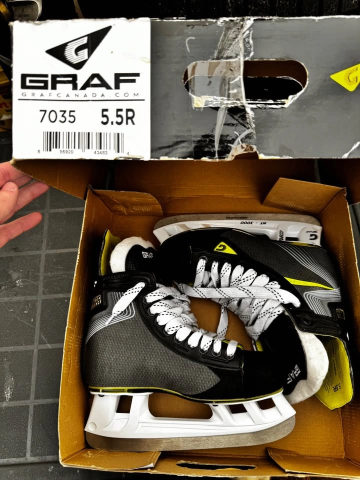 Ice skates size 5.5R - photo 2