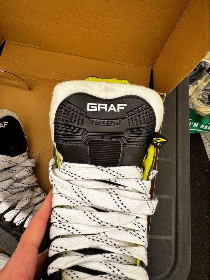 Ice skates size 5.5R - photo 4