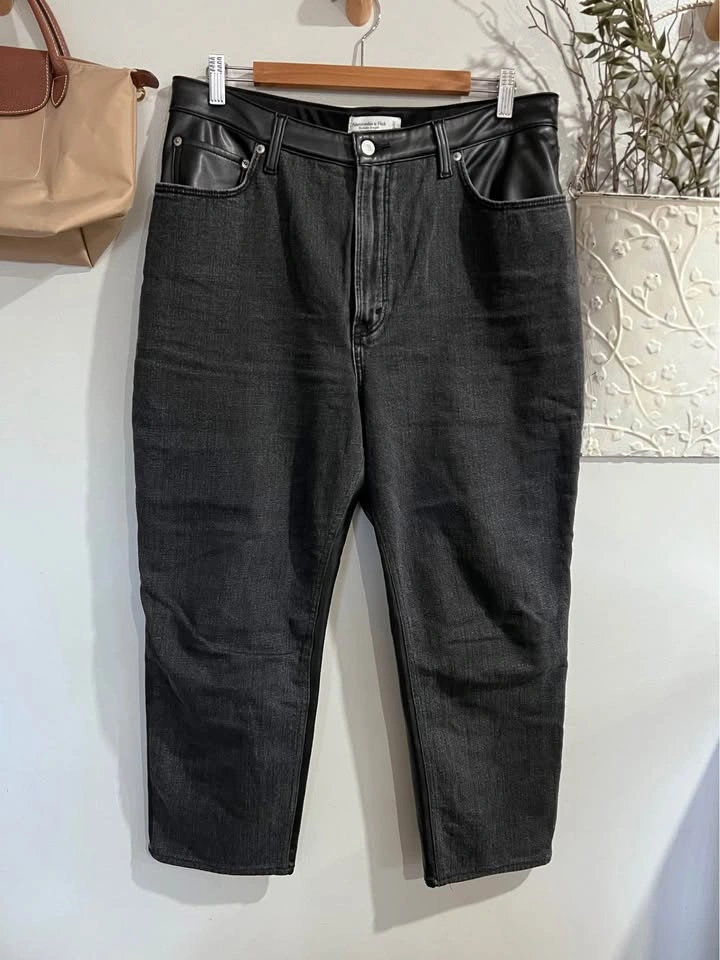 Abercrombie & Fitch Curve Love Ankle Straight Two-Toned Black Je - photo 5
