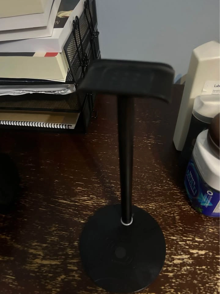 Arctis 9x Headset with Stand and Phone Charger - photo 2