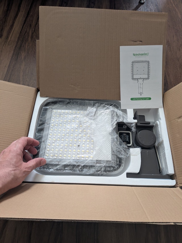 150W LED Parking Lot Light - Super Bright (NEW)