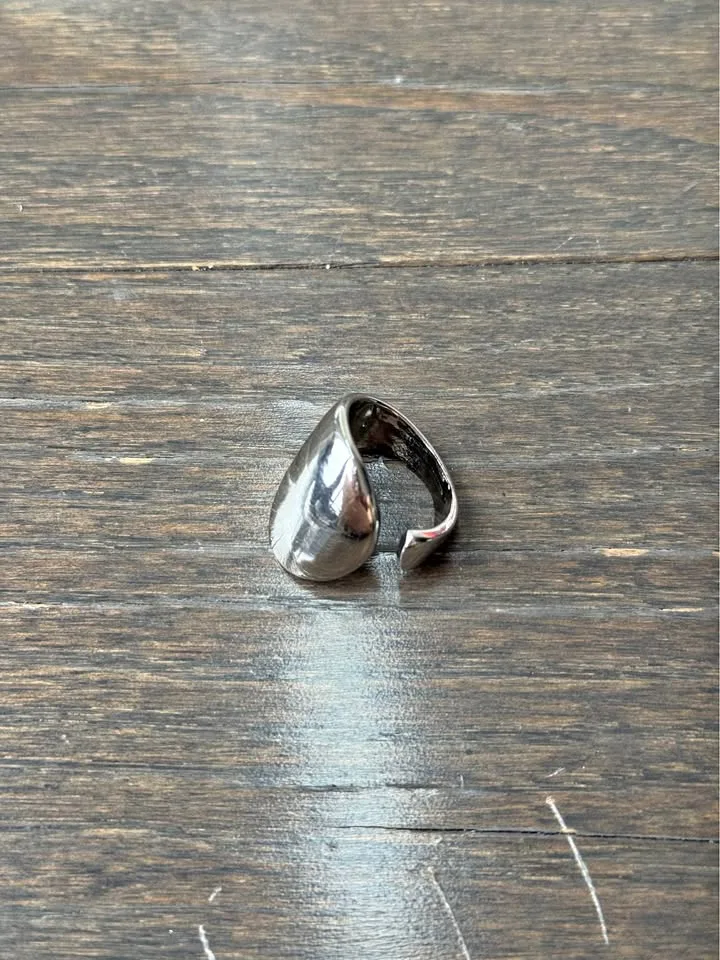 Platinum Chunky Ring thumbnail