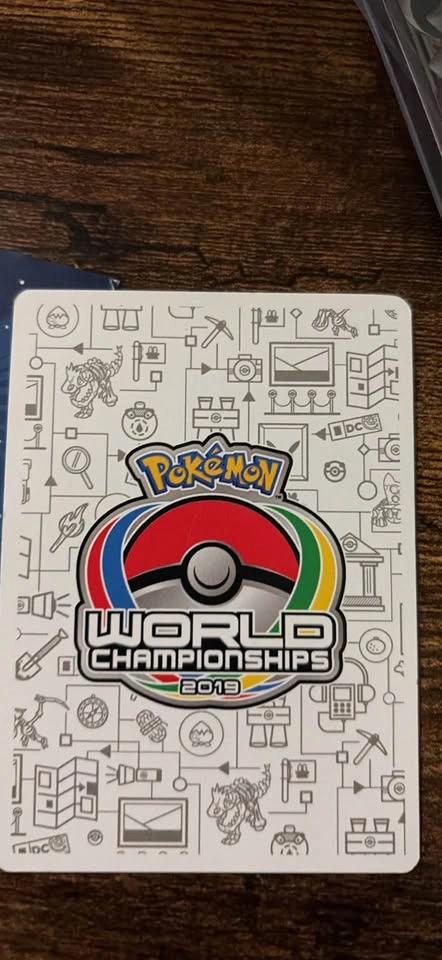Reshiram & Charizard Gx - photo 3