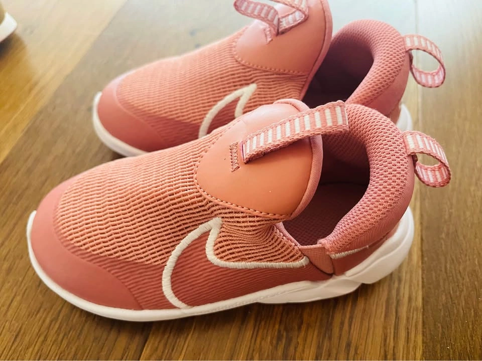 New Nike Kids FLEX Sneakers US 10C - photo 2