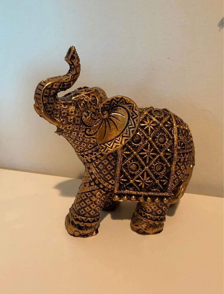 Home Decor Bundle: Lights, Dreamcatchers, Elephant & More - photo 4