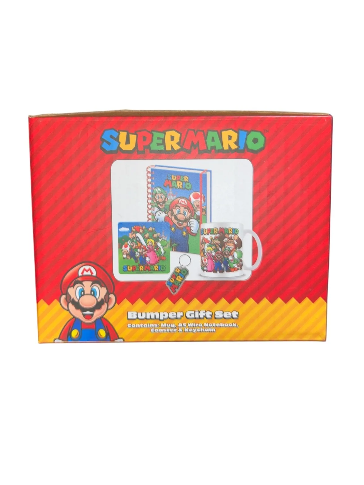 Super Mario Bumper Gift Set – 11oz Ceramic Mug, Notebook, Coaste - photo 2
