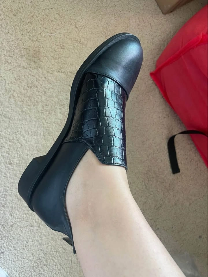 Black Ankle Boots size 9.5 - photo 2