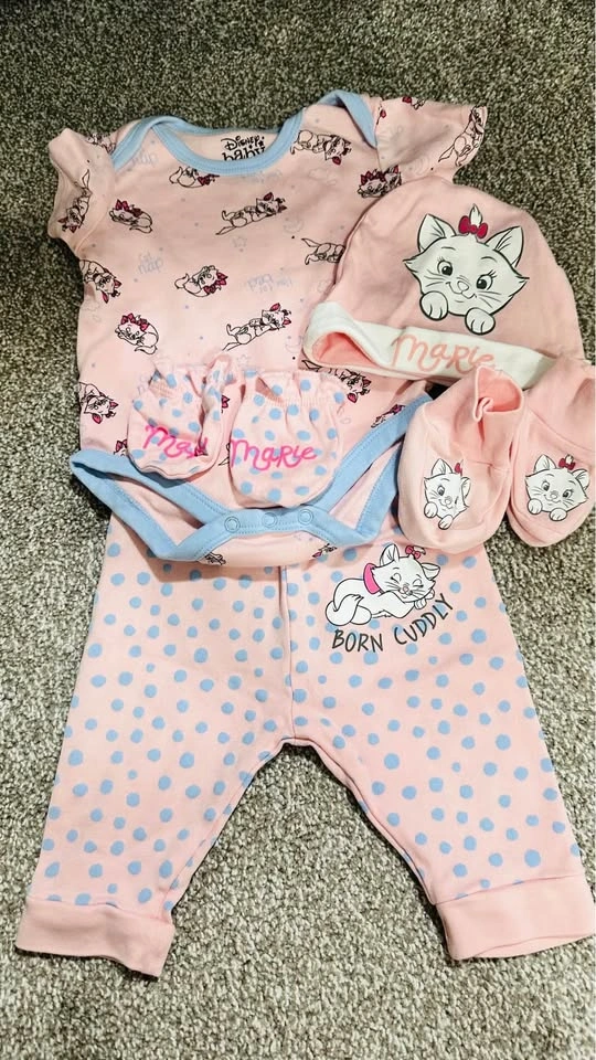 Disney baby-Baby clothes - photo 2