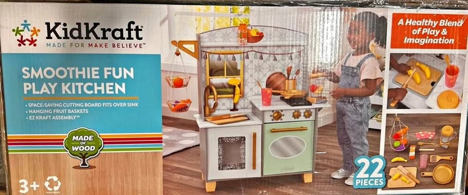 KidKraft Smoothie Fun Play Kitchen