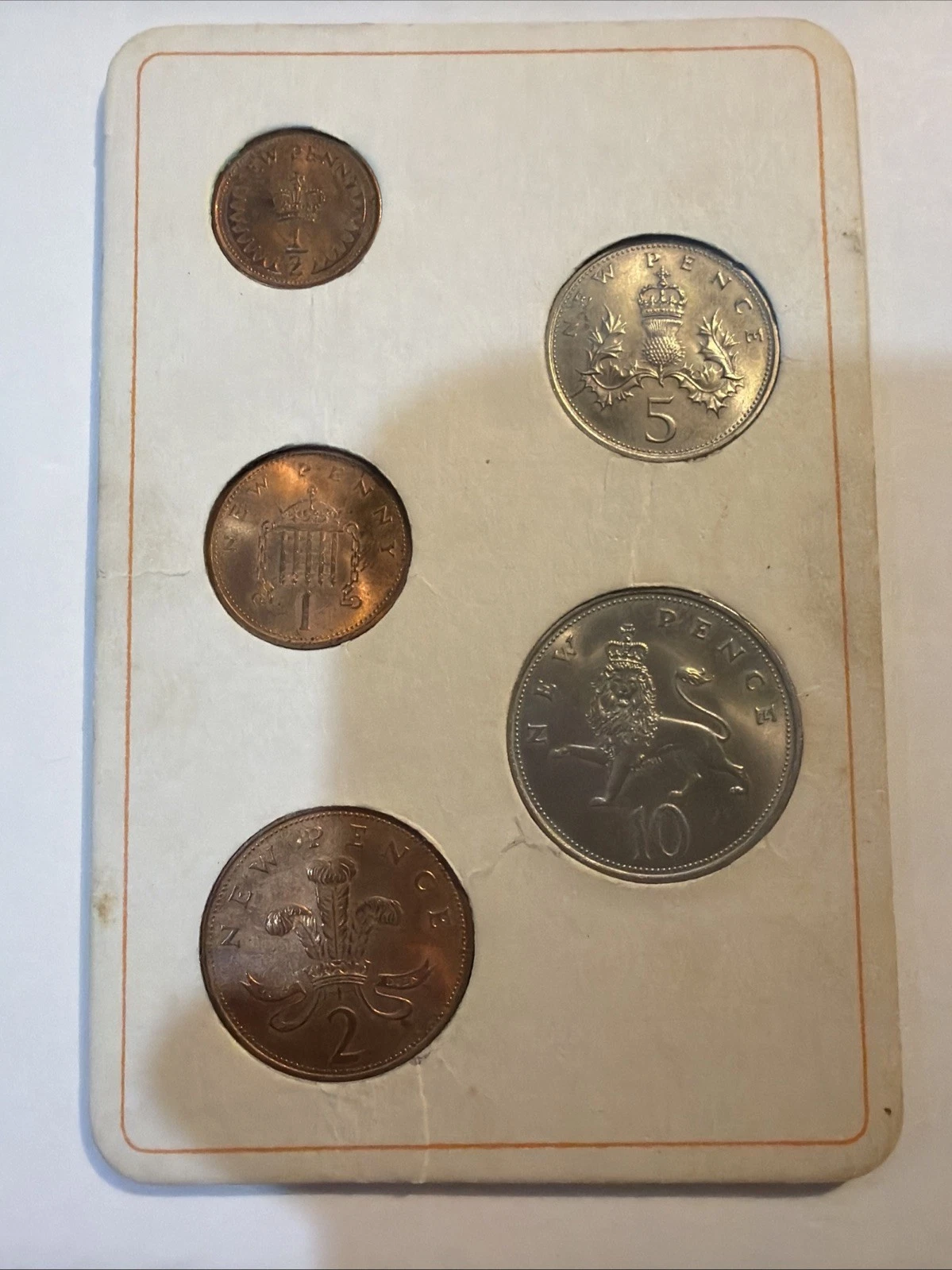 Britain's First Decimal Coin Set Folder 1968-1971 - photo 4