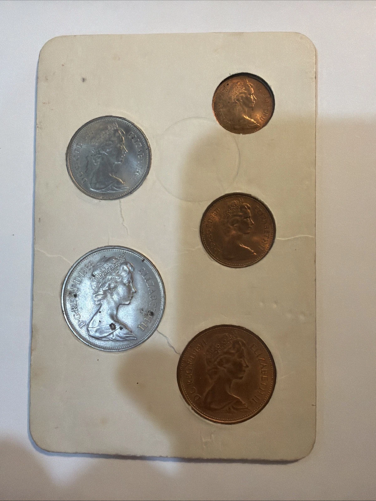 Britain's First Decimal Coin Set Folder 1968-1971 - photo 5