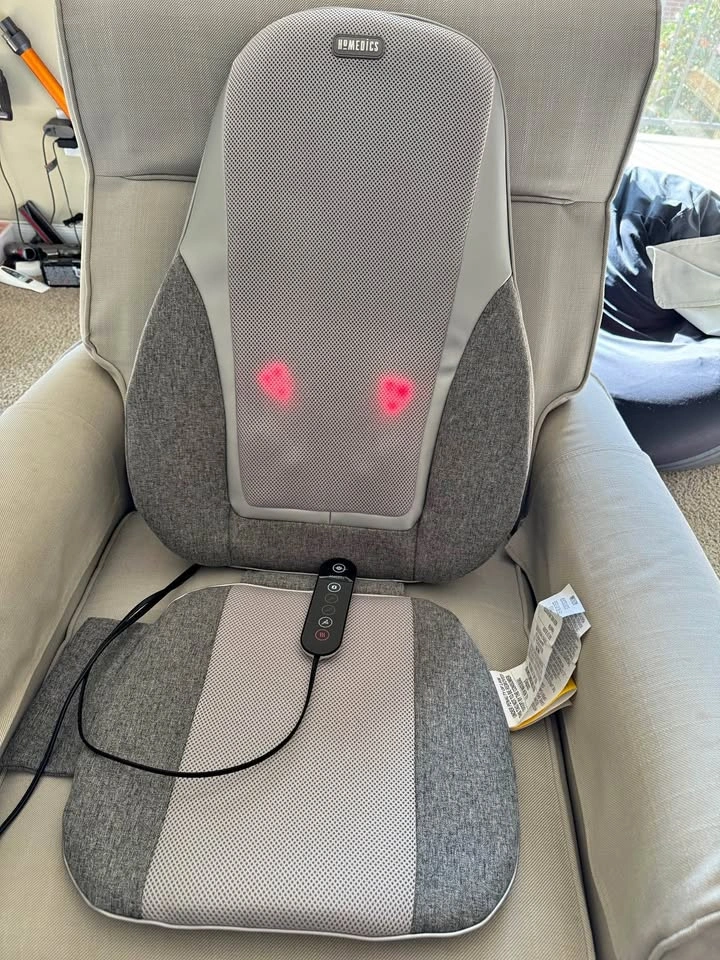 Homedics Shiatsu + Kneading & Vibration Massage Cushion