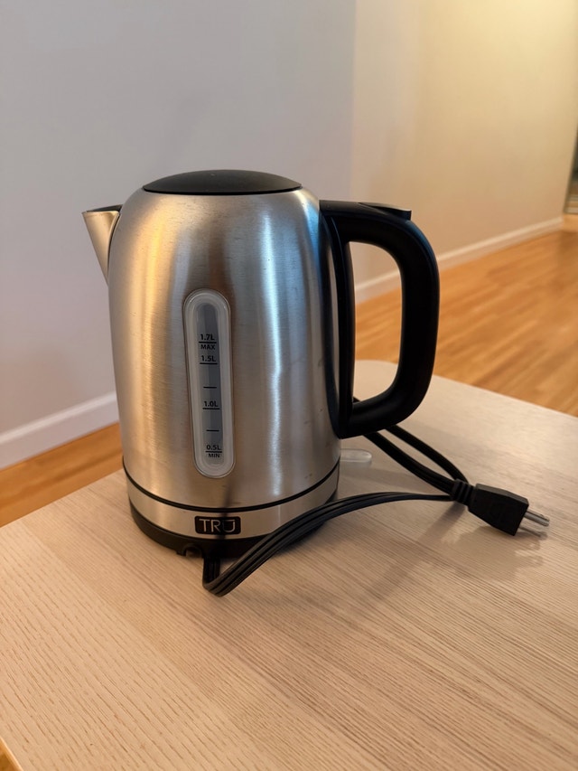 URGENT!! - Electric Kettle for sale