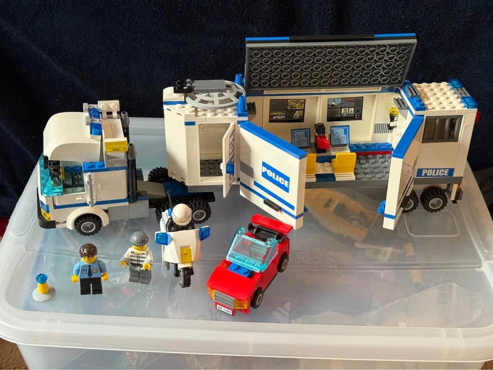 7288 - City - Mobile Police Unit (Retired) - photo 3