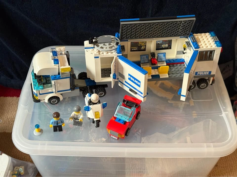 7288 - City - Mobile Police Unit (Retired) - photo 4