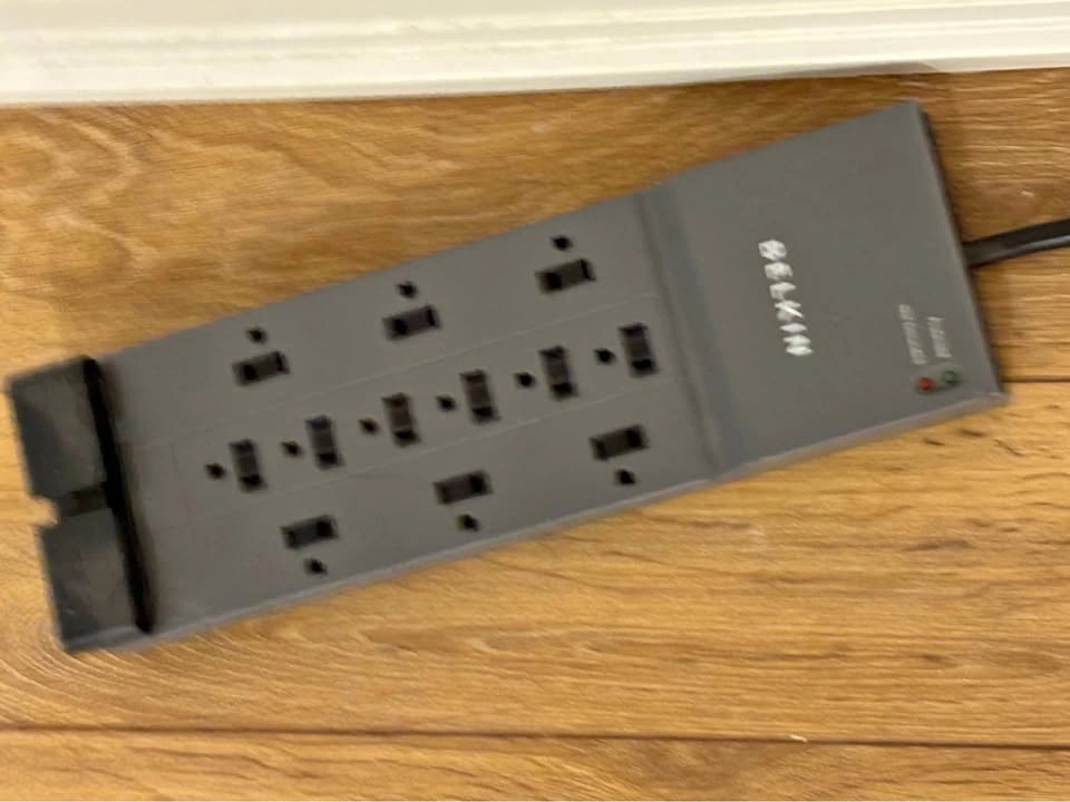 Belkin 12-Outlet Surge Protector Power Strip