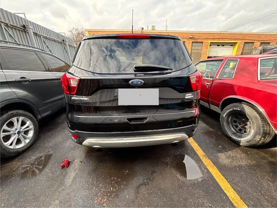 2019 Ford Escape SEL Sport Utility 4D - photo 4