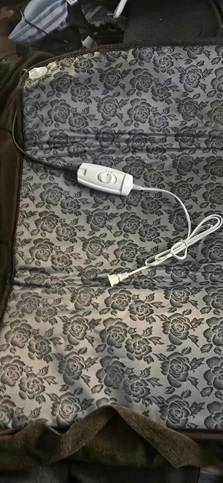 Indoor/Outdoor Heated Pet Blanket