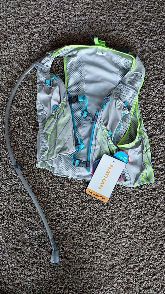 Nathan Trail Running Pack with Bladder