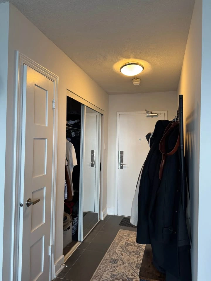 28th Floor Studio Apt - Fully Furnished | 33 Isabella St | $1900 - photo 2