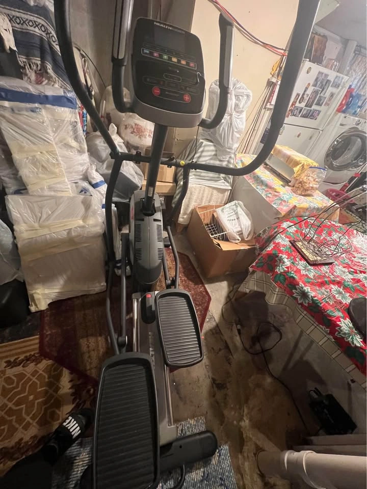 Elliptical Machine - photo 3