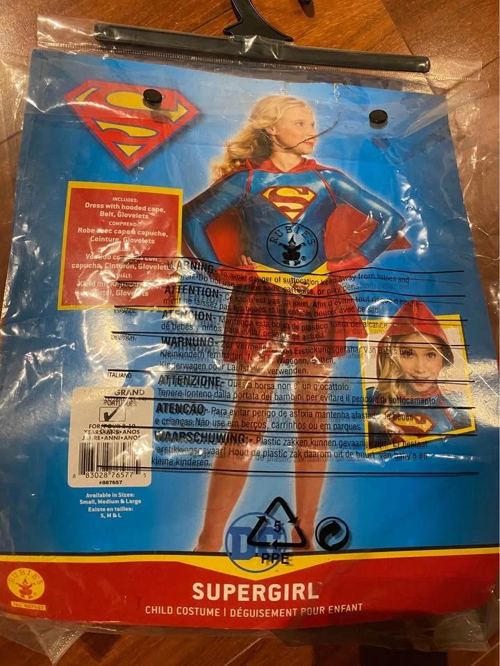 Super girl Halloween costume 12-14 year old