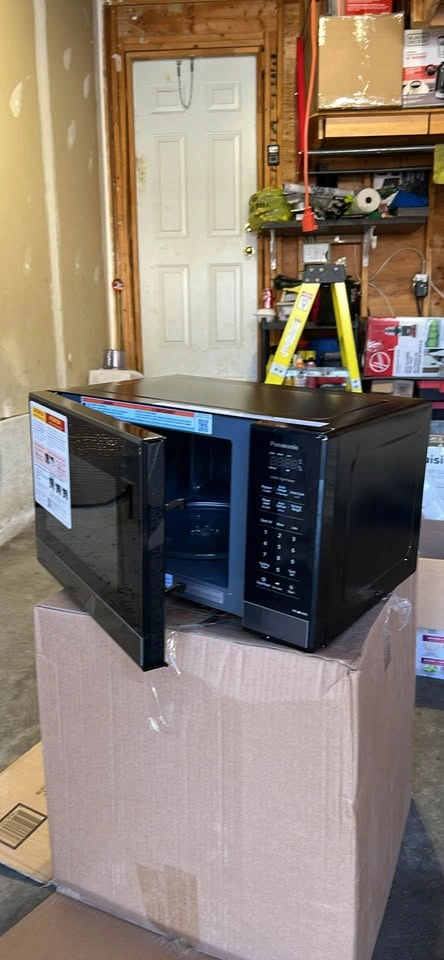 Panasonic Compact Digital Microwave Oven - 0.9 cu.ft - Black - photo 5