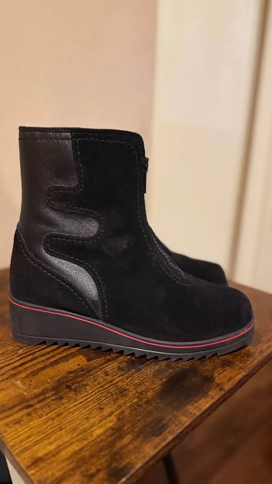 PAJAR Canada Winter Boots - New Women's Size 8 - photo 3