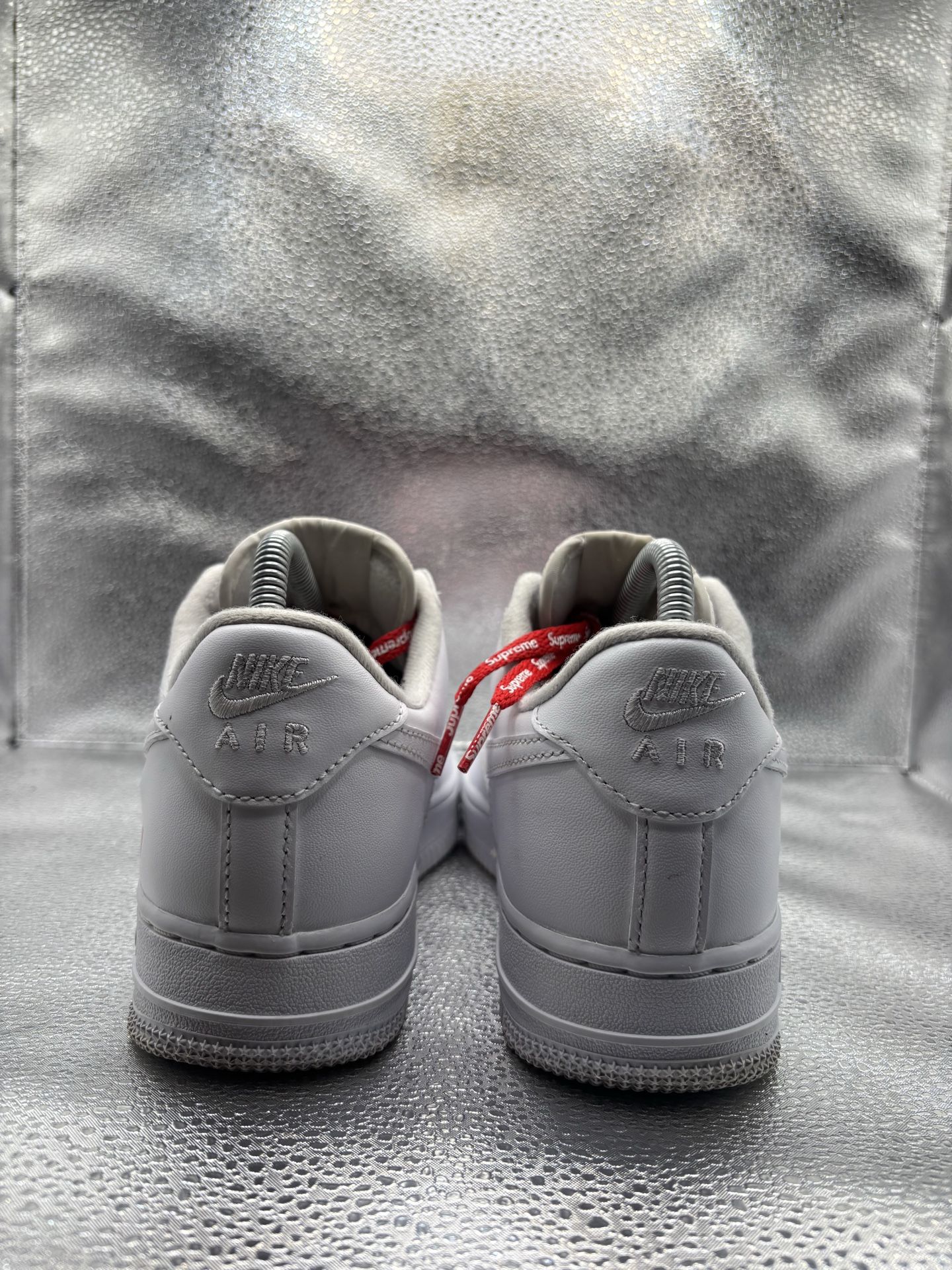 Nike Air Force 1 Low Supreme White Box Logo - photo 4