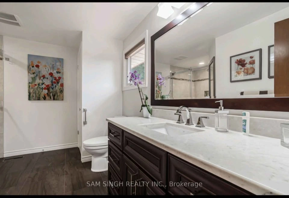 4 Beds 3 Baths - House - photo 2