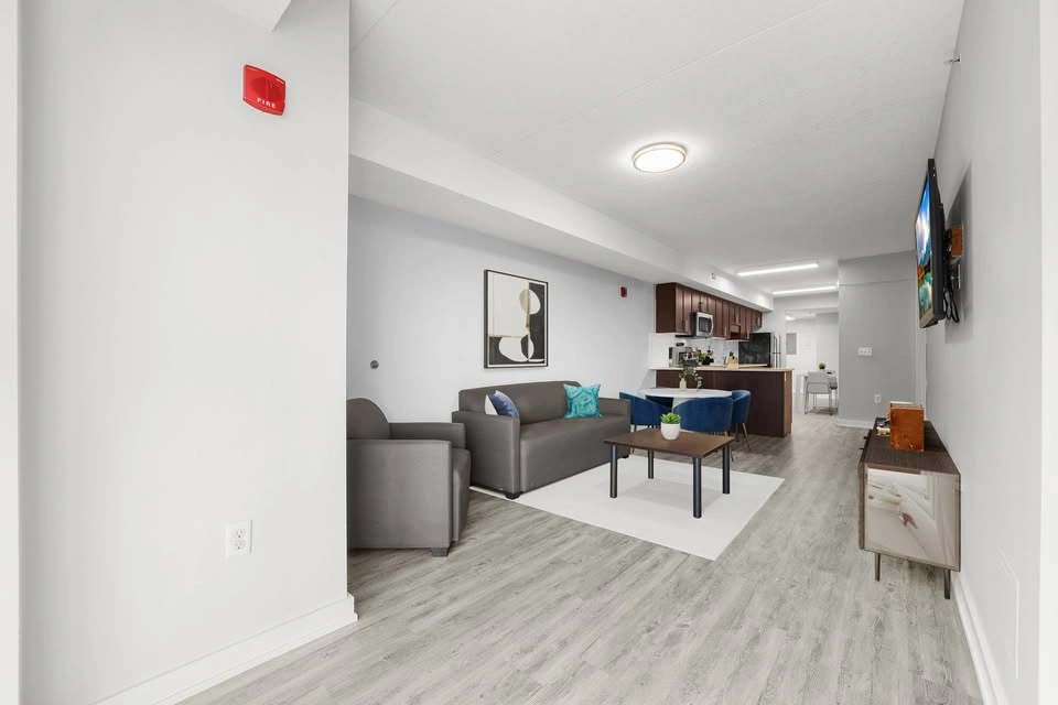 Private Bedroom Sublet at The MARQ - May to Aug 2026 - photo 4