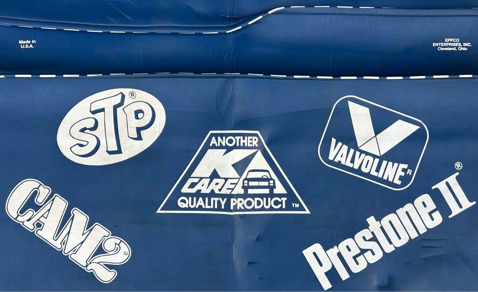 Vintage 70s/80s Mechanic Fender Cover - STP/Valvoline/Prestone - photo 3