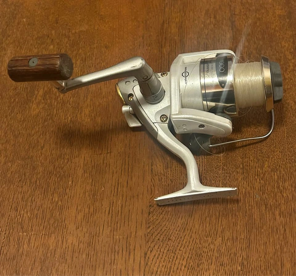 Vintage Shimano Stradic 4000 FG Spinning Reel - Made in Japan