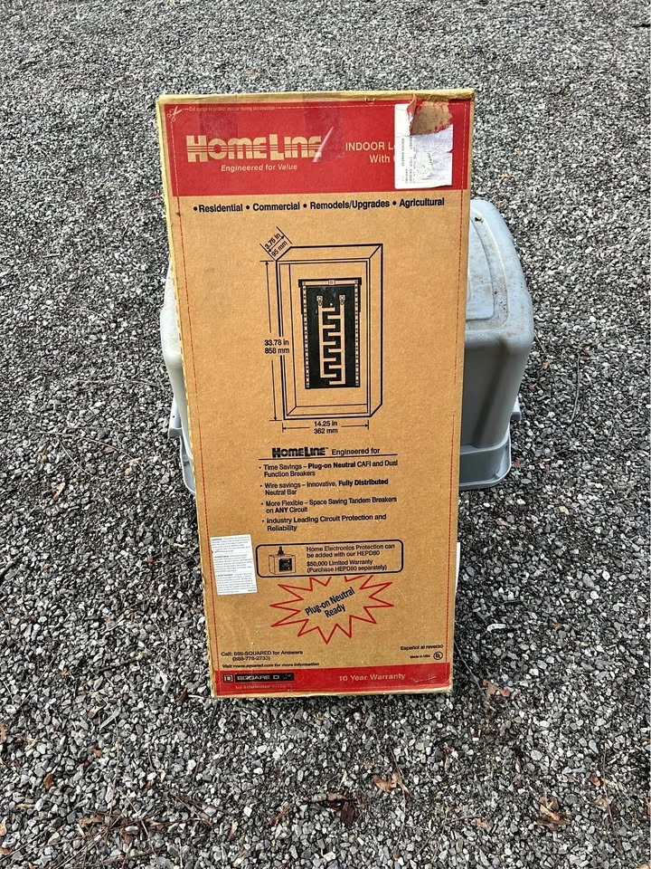 Square D Homeline 200 Amp 30-Space Load Center w/ Breakers