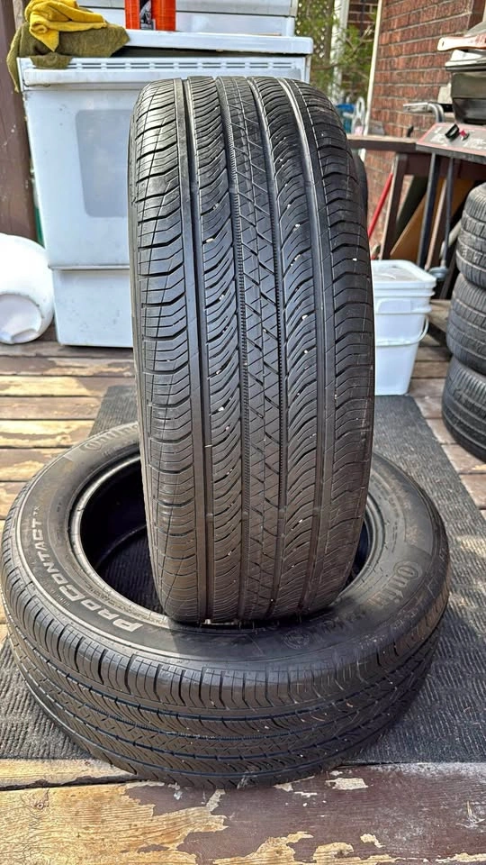Continental ProContact TX Tires - 225/55R18 - 85% Tread (Pair)