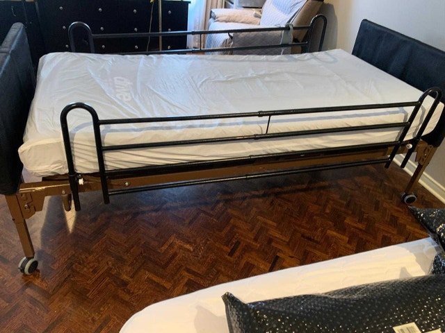 Motorized Patient Bed for Home Care - photo 2
