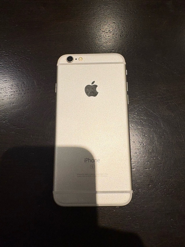 iPhone 6s 16gb - photo 2